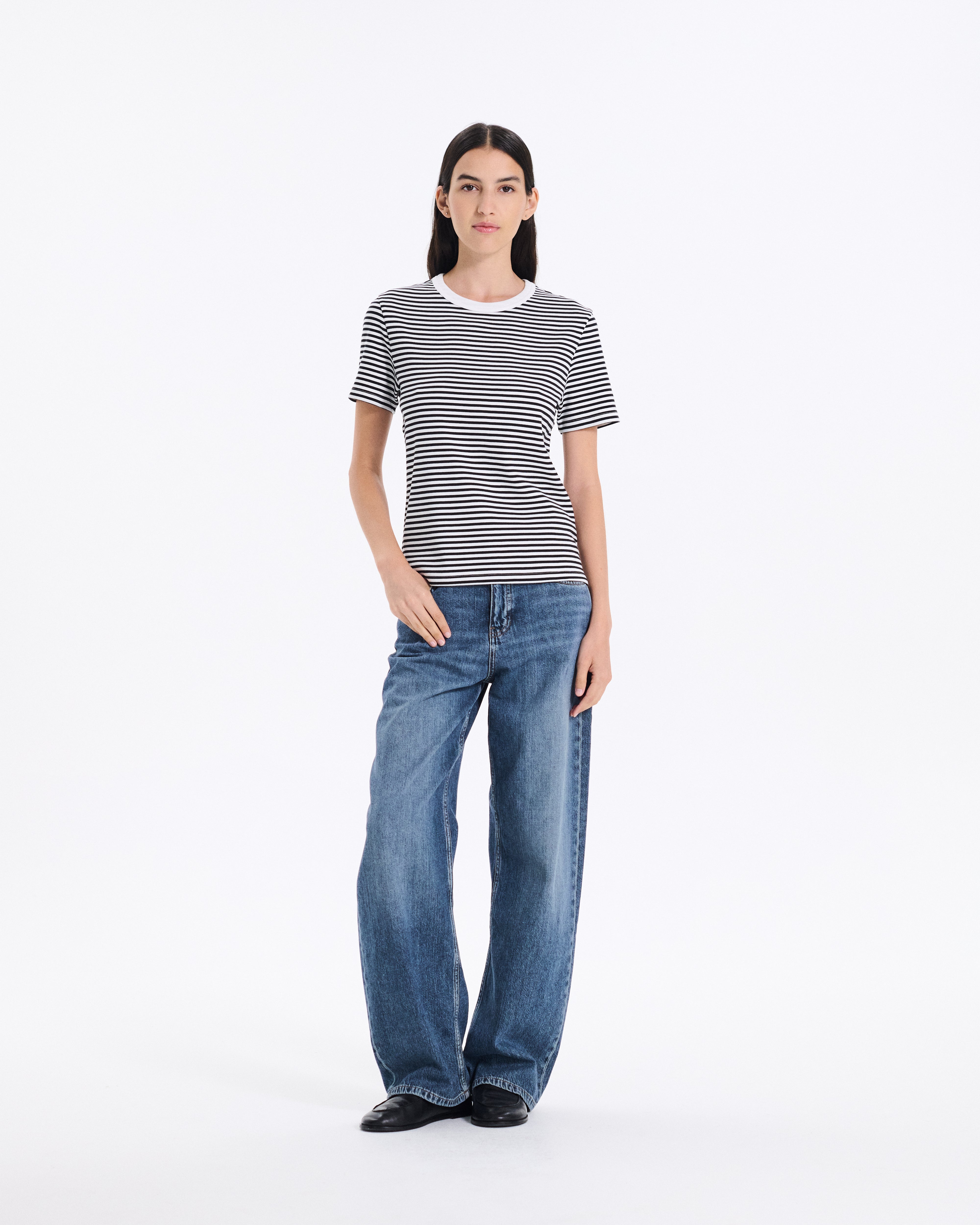 Fine Rib Seamless T-Shirt