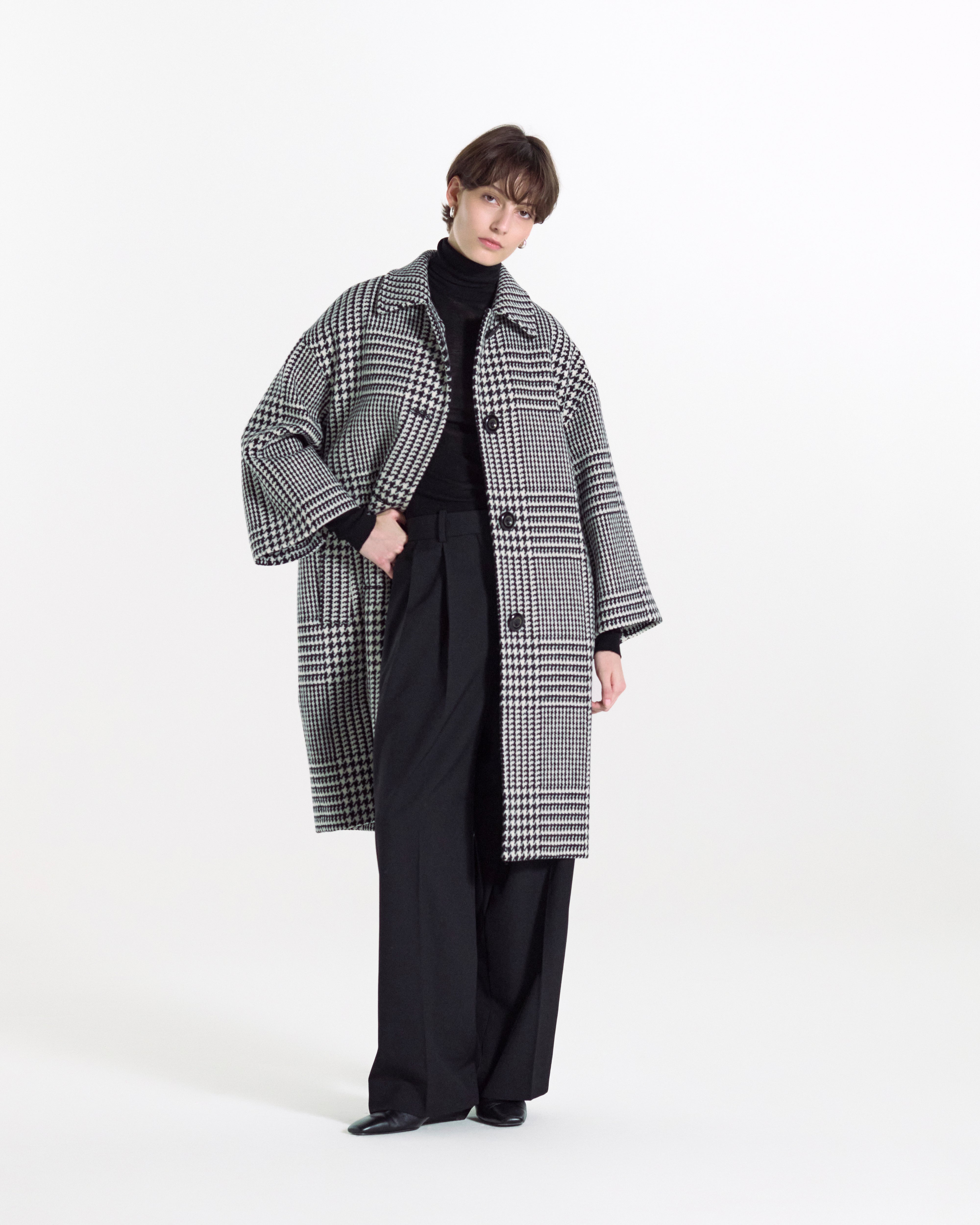 Collin Wool Cropped Sleeve Coat