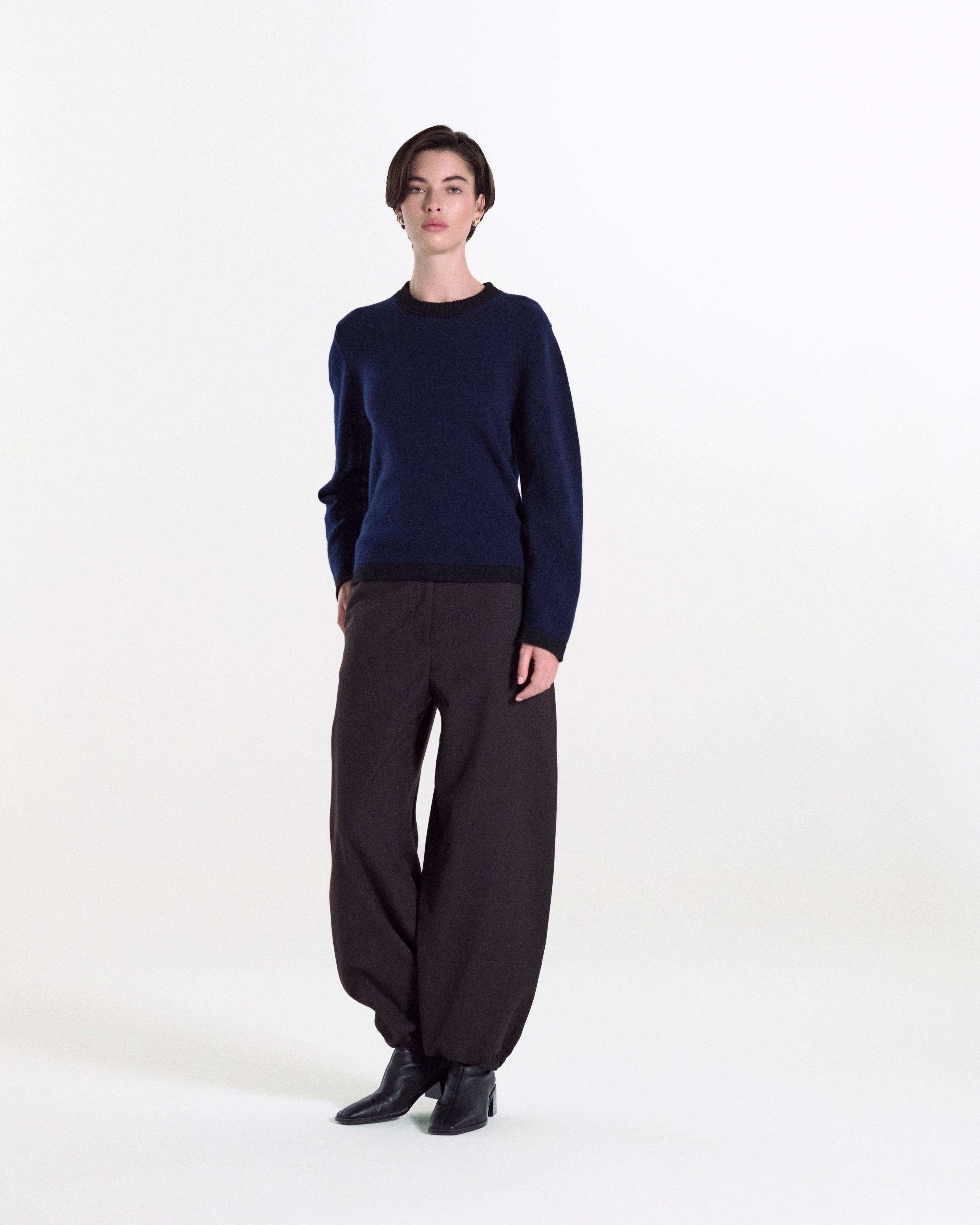 Cashmere Round-neck Jumper