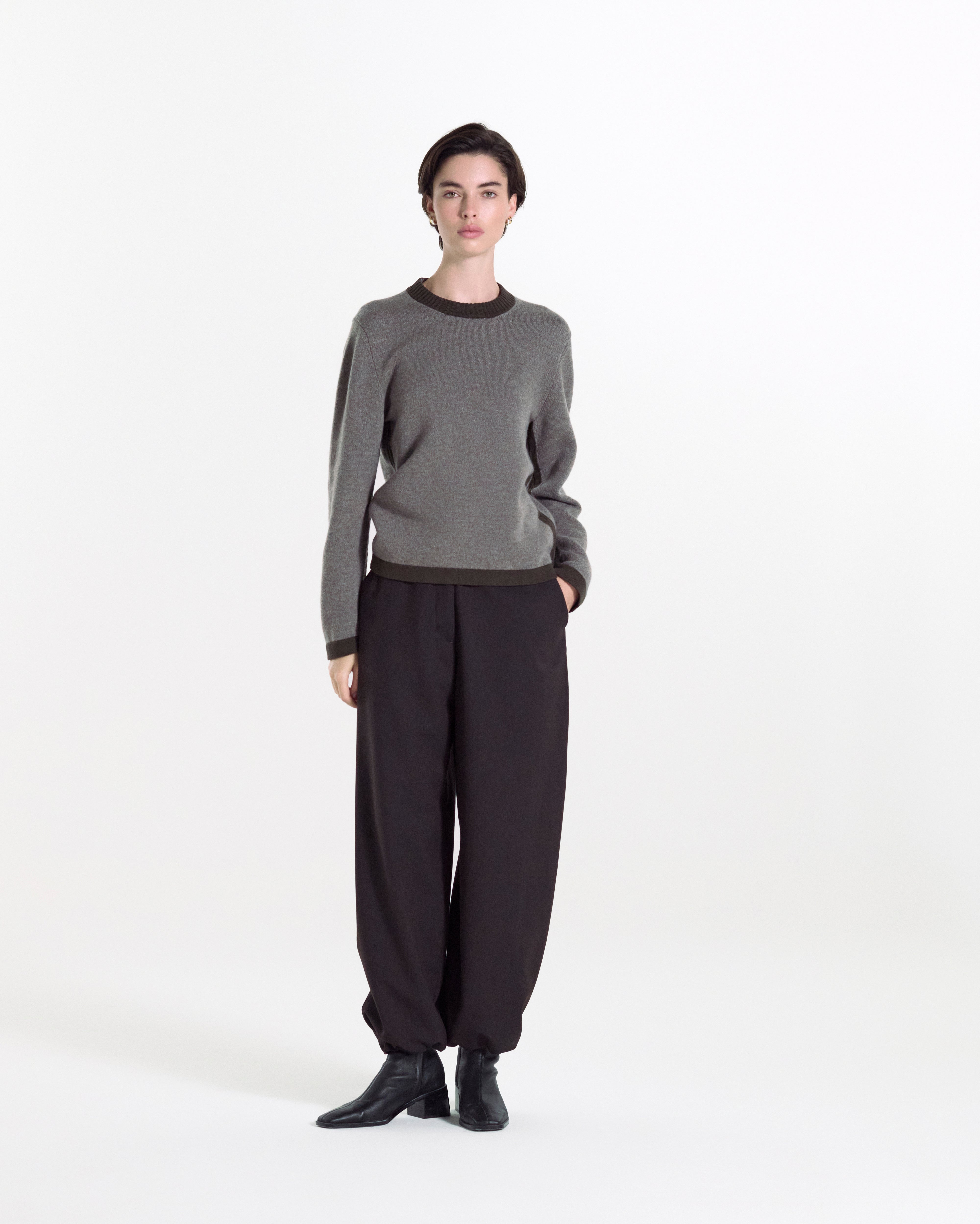 Cashmere Round-neck Jumper