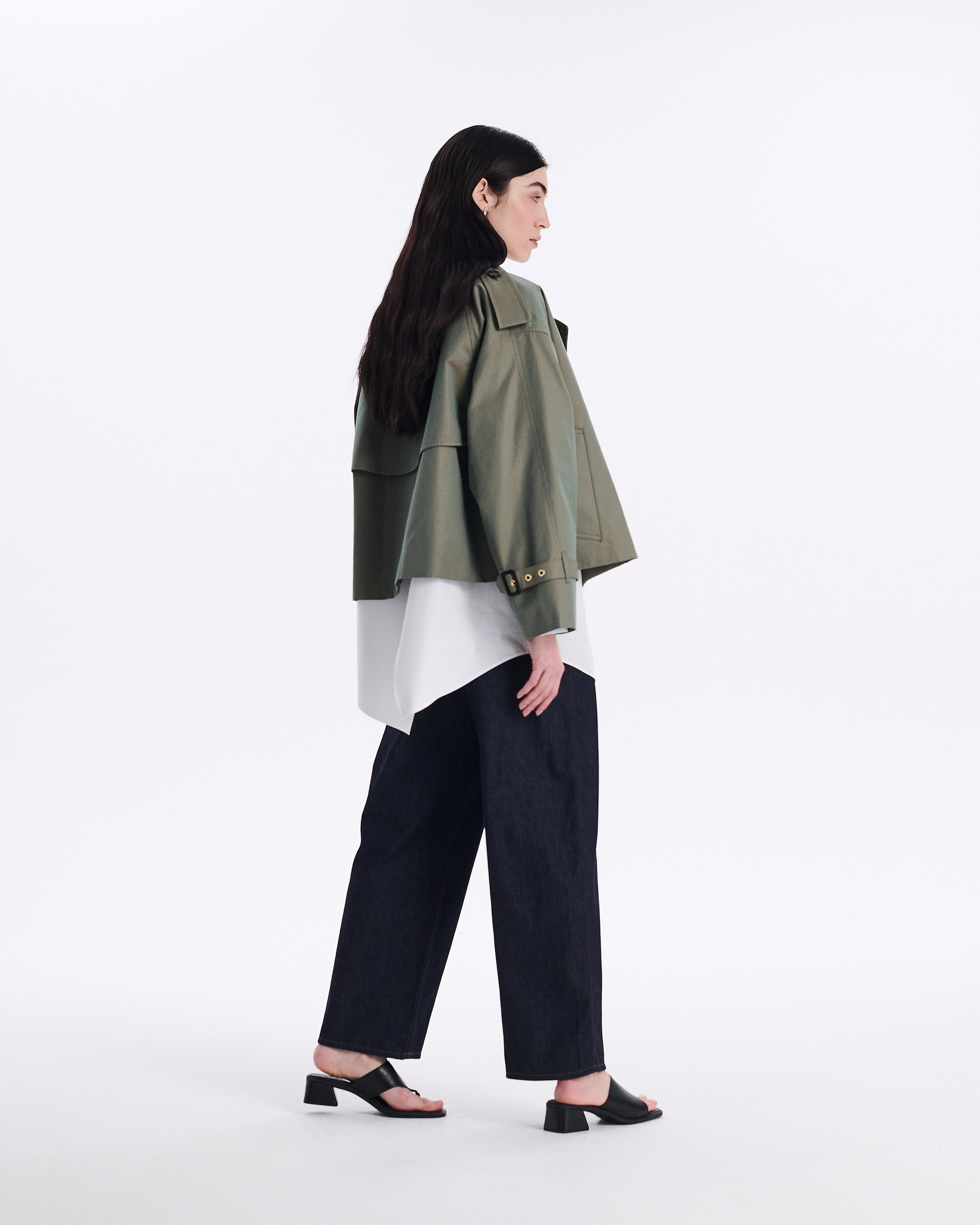 Eyemouth Gabardine Double Breasted Short Trench Coat