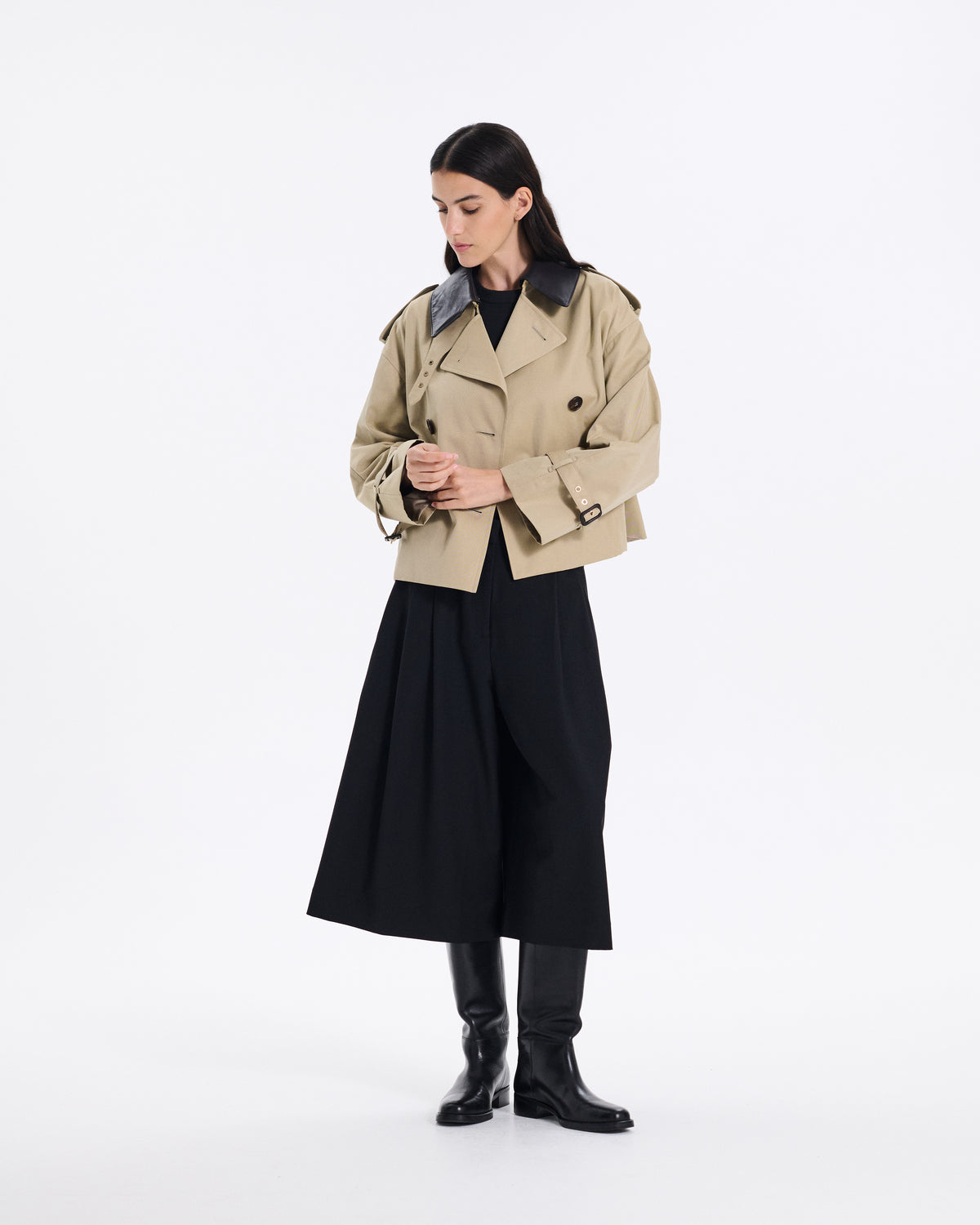 Eyemouth Gabardine Double Breasted Short Trench Coat