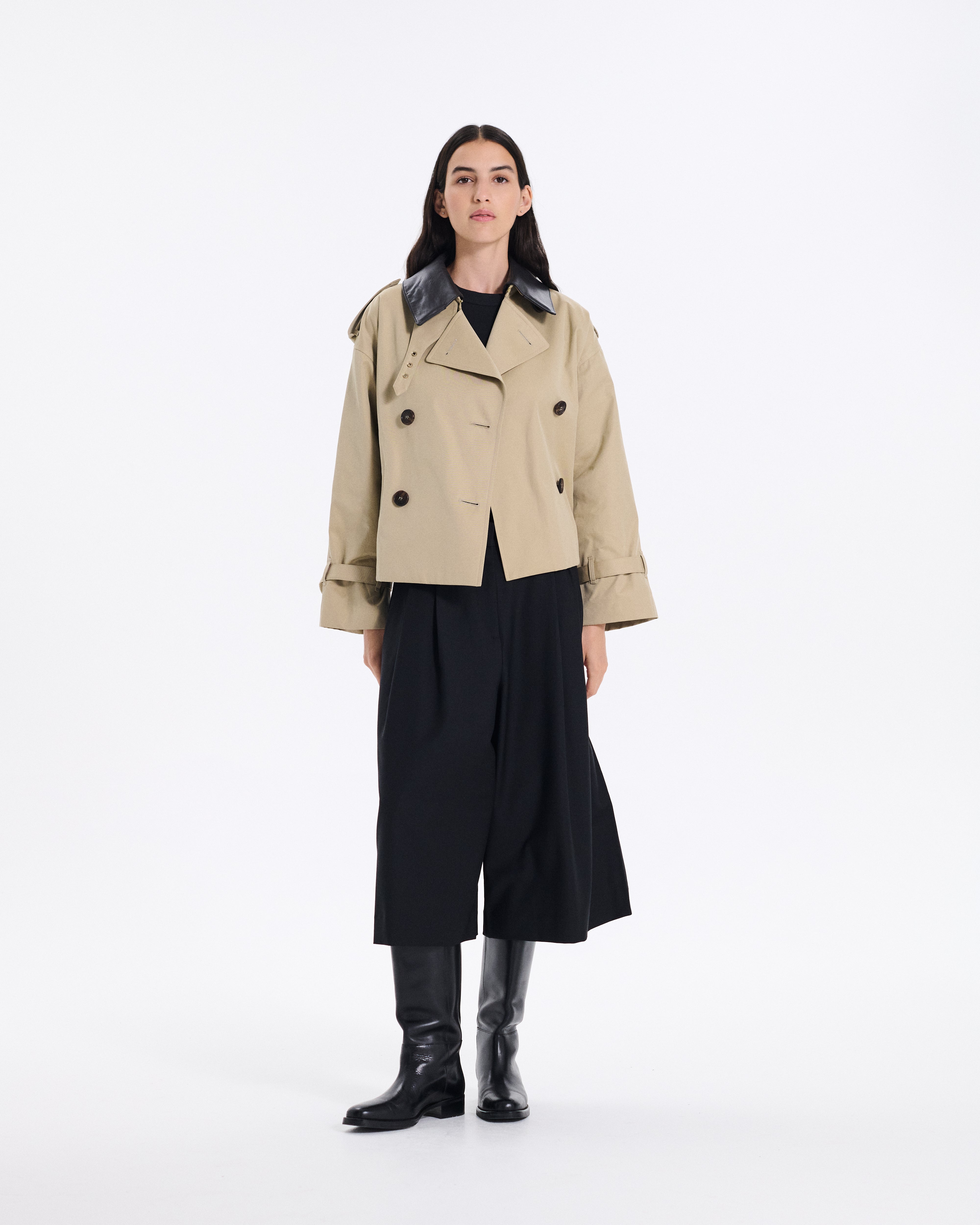 Eyemouth Gabardine Double Breasted Short Trench Coat