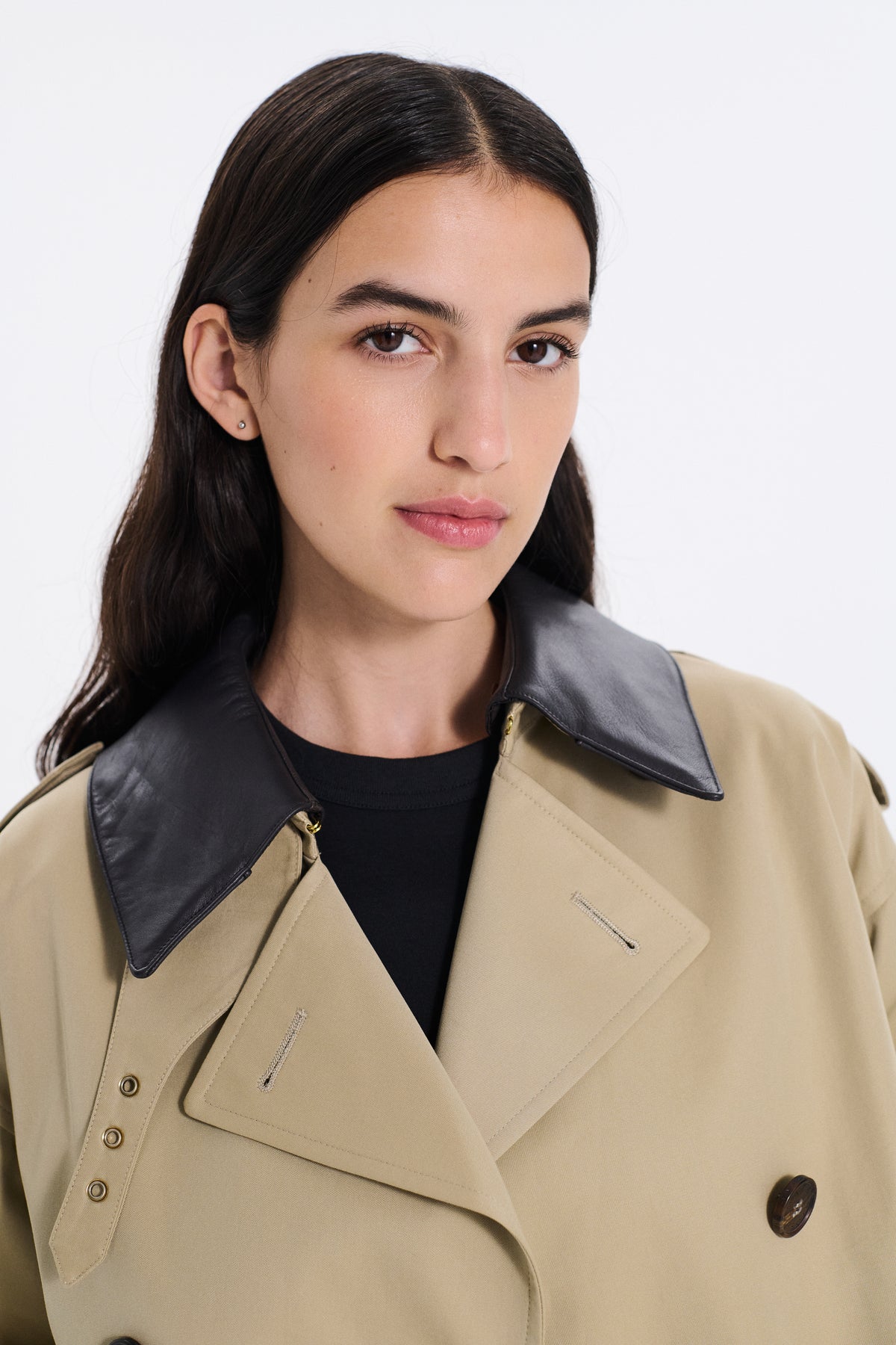 Eyemouth Gabardine Double Breasted Short Trench Coat