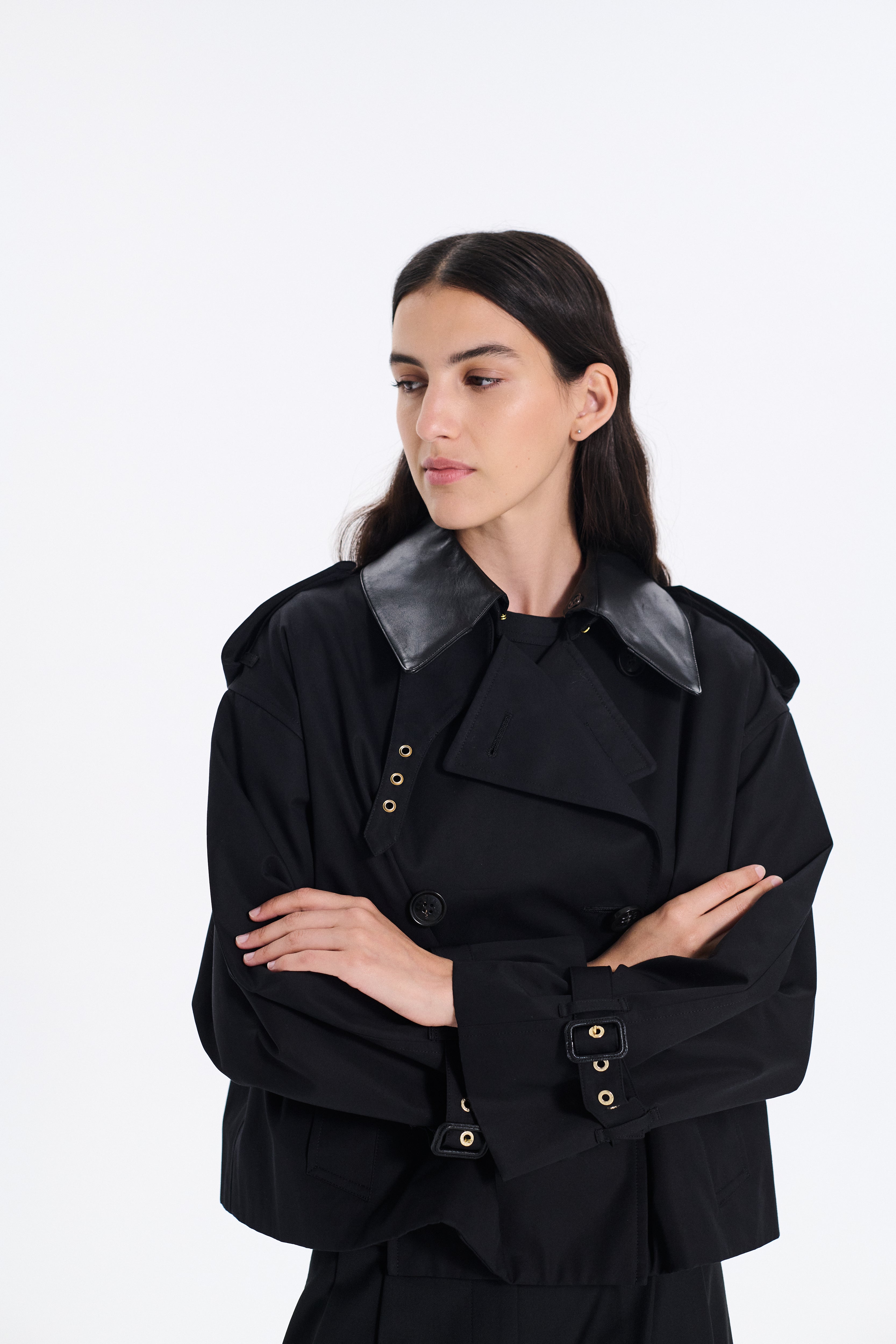 Eyemouth Gabardine Double Breasted Short Trench Coat