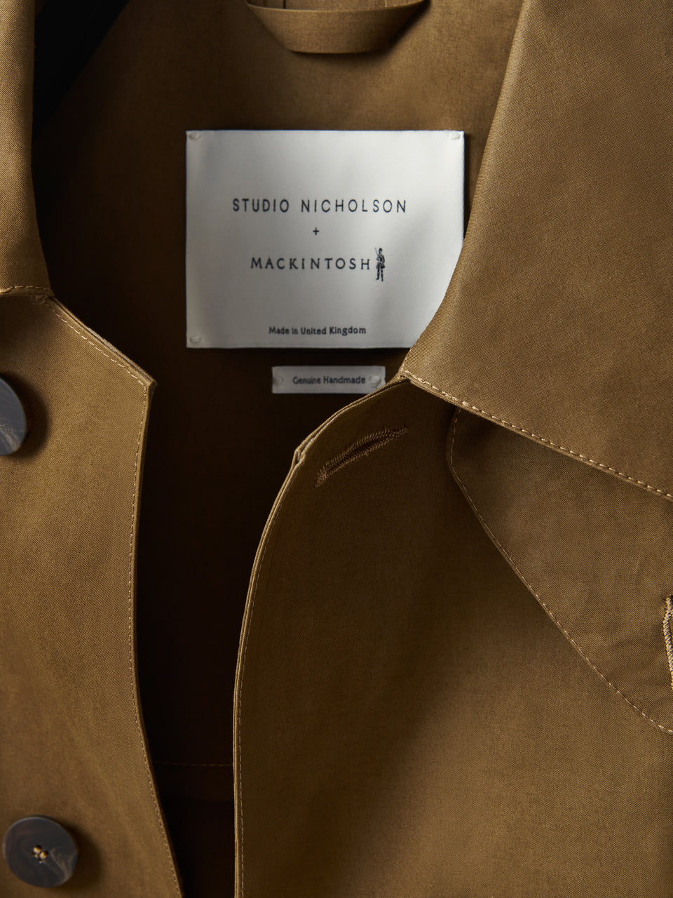 Ettrick Rubberised Long Coat – Mackintosh