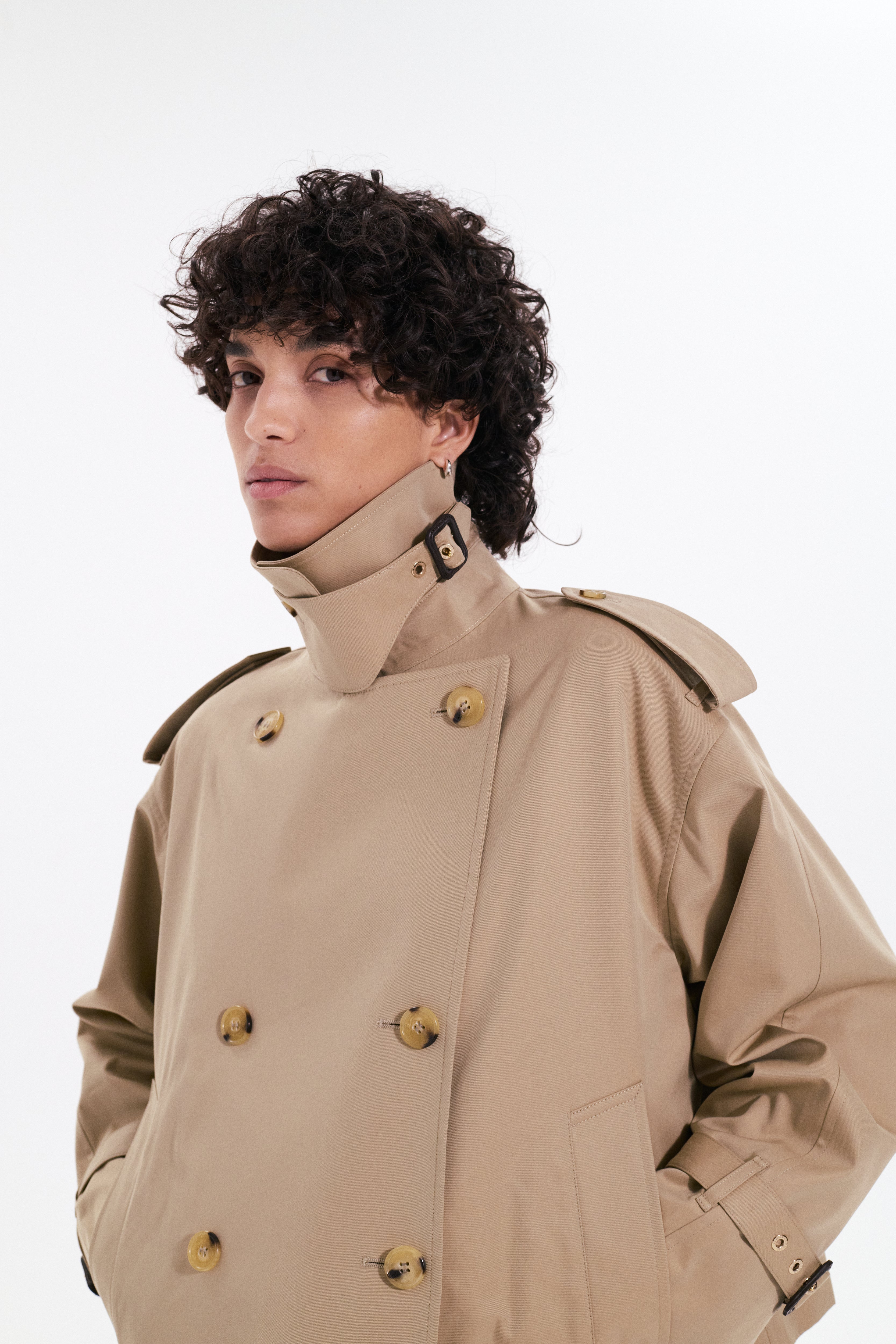 Womens Eyemouth Gabardine Double Breasted Short Trench Coat