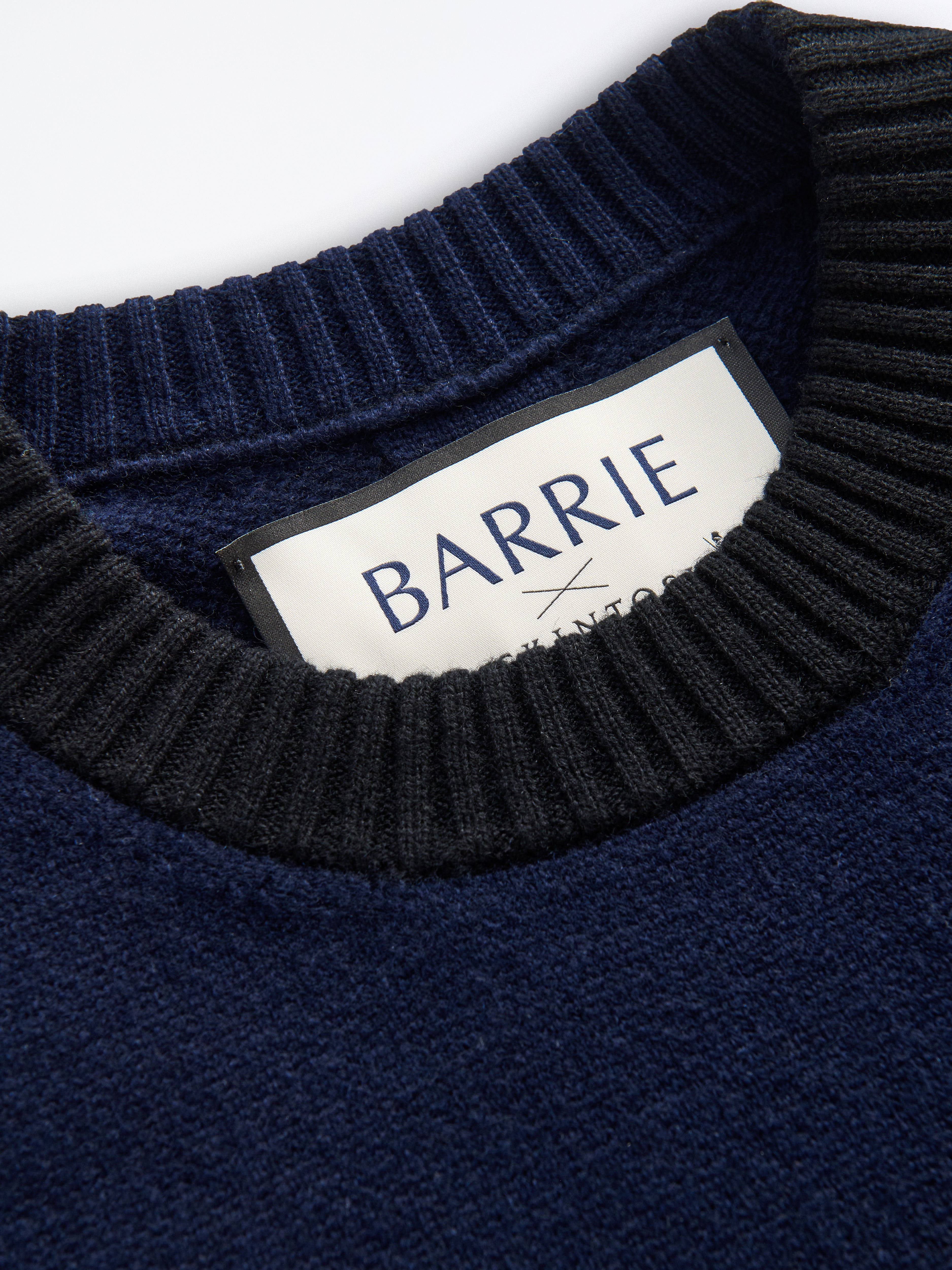 barrie バリー カシミヤ セーター ⁂ BARRIE x MACKINTOSH - カシミヤラウンドネックセーター – Mackintosh